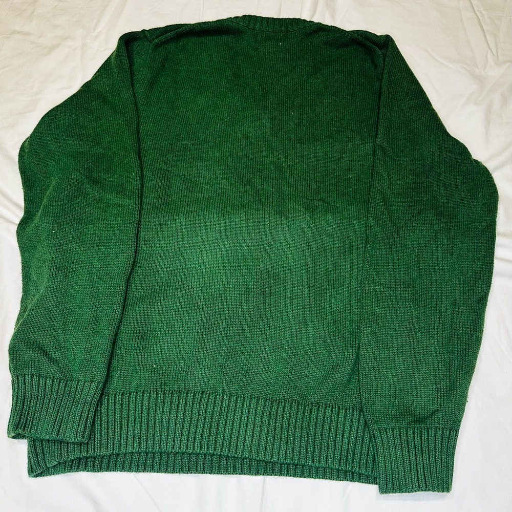 L.L. Bean Men's Forest Green V-Neck Sweater - Picture 4 of 5